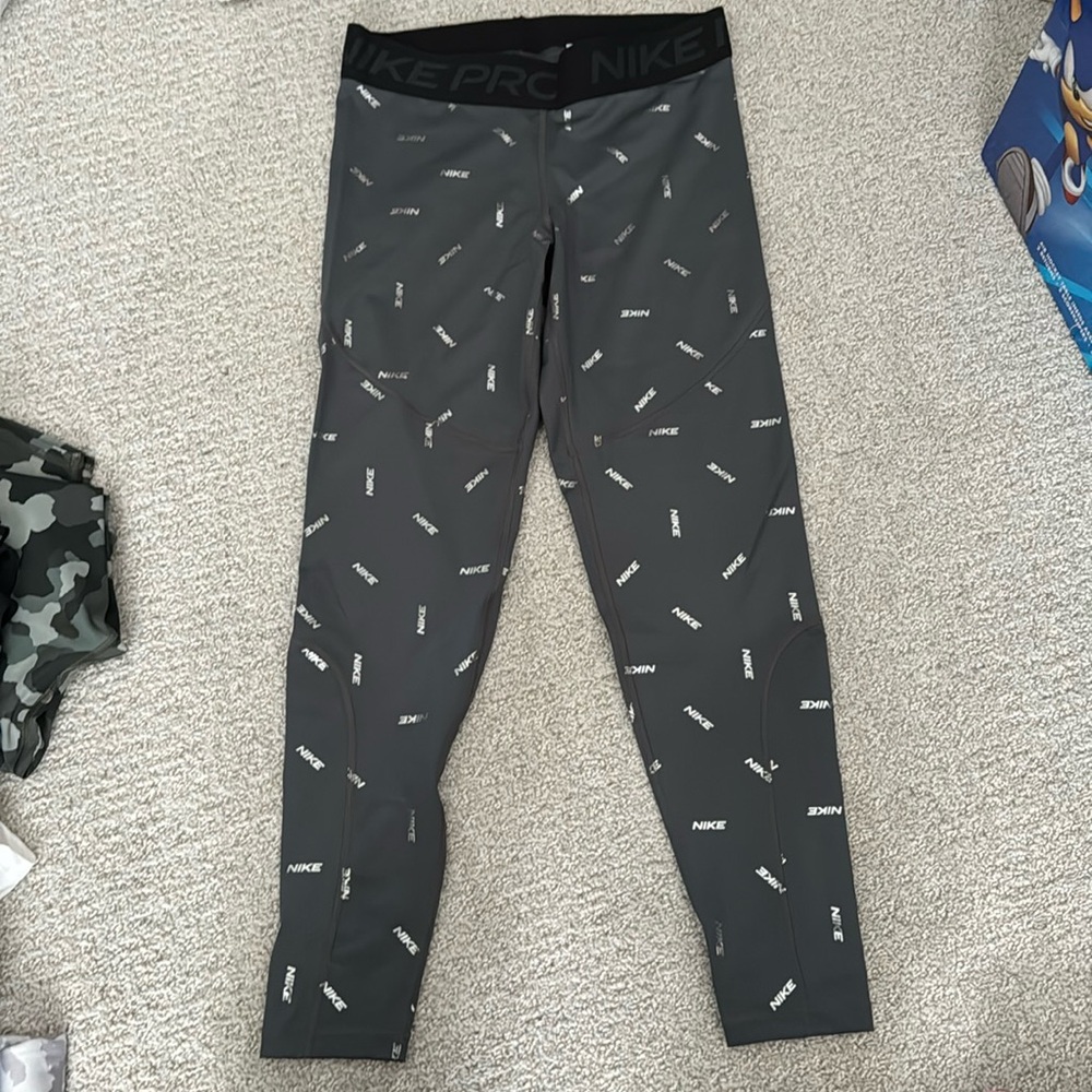Nike leggings